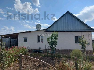Отдельный дом · 4 комнаты · 100 м² · 8 сот., Тәуелсіздік 15А за 19 млн ₸ в Узынагаш