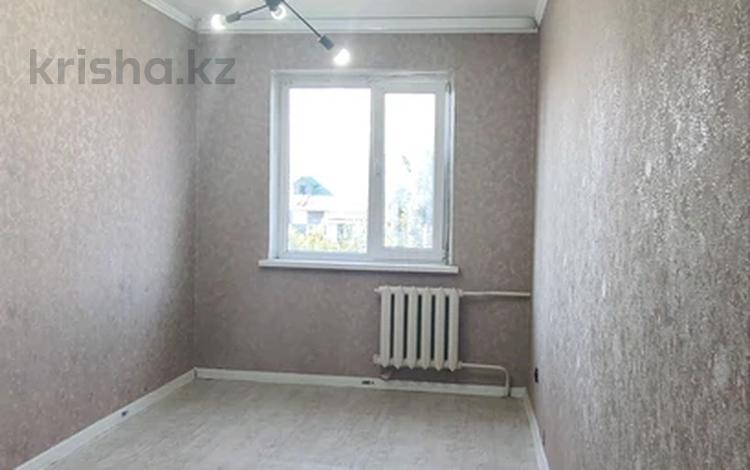 2-бөлмелі пәтер · 45 м² · 5/5 қабат, проспект Абай, бағасы: 12 млн ₸ в Уральске — фото 2