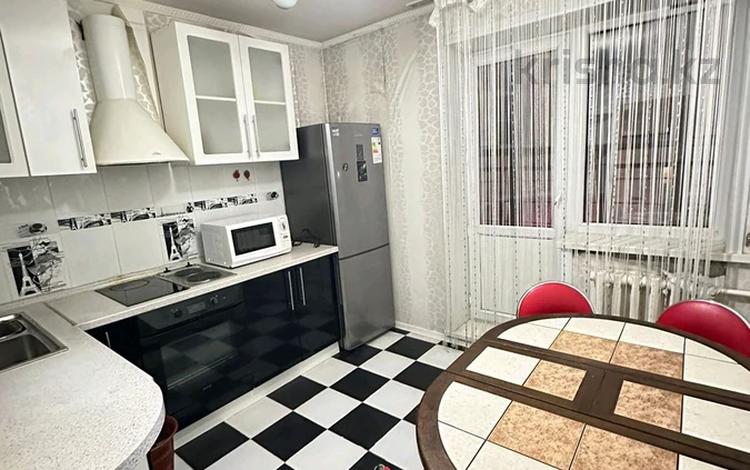 1-комнатная квартира, 37 м², 3/6 этаж, Косшыгулулы 22/1