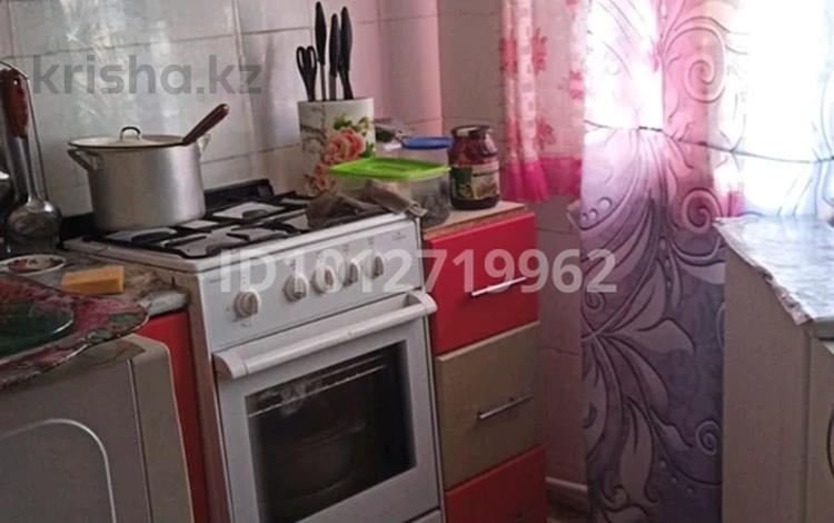 2-бөлмелі пәтер · 47 м² · 5/5 қабат, Майкудук, Майкудук, 14й микрорайон 7, бағасы: 9 млн ₸ в Караганде, Алихана Бокейханова р-н — фото 2