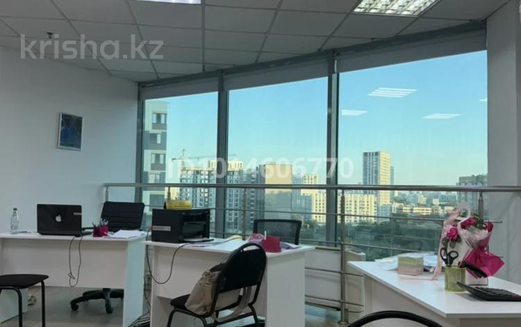 Офисы, кабинеты и рабочие места · 25 м² за 50 000 ₸ в Астане, р-н Байконур — фото 2
