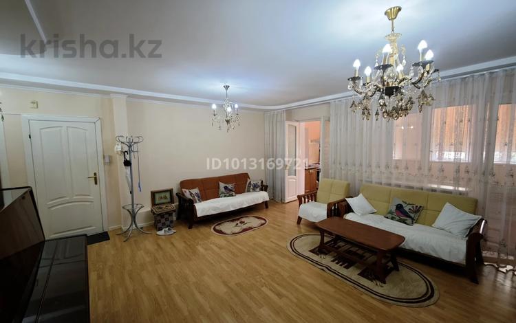 3-комнатная квартира · 77 м² · 2/5 этаж, Иляева 71 — Ташенова за 400 000 ₸ в Шымкенте, Аль-Фарабийский р-н — фото 2