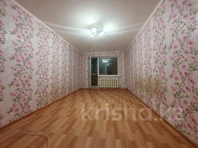 2-комнатная квартира, 45 м², 1/5 этаж, 7 мкр за 8 млн 〒 в Темиртау