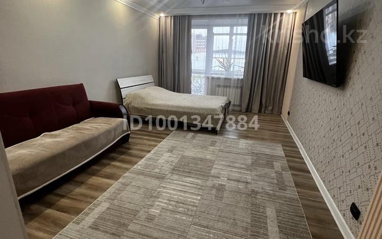 1-комнатная квартира · 54 м² · 2/5 этаж, Габдулина 43 — Ауезова за 12 000 ₸ в Кокшетау — фото 7