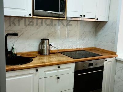 2-комнатная квартира · 45 м² · 2/5 этаж, Ауэзова 28 за 15 000 ₸ в Экибастузе