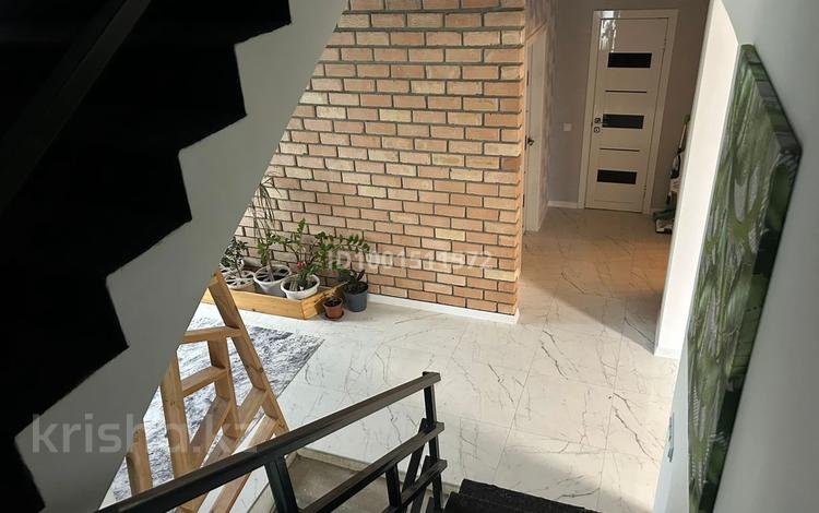 Отдельный дом · 10 комнат · 332 м² · 8 сот., Кызылсай 4/3а — Мкрн. Алтын Ауыл за 110 млн 〒 в Каскелене — фото 2