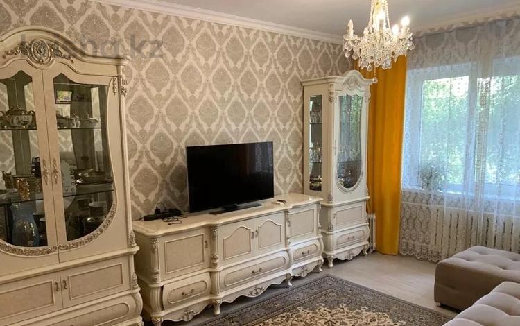 2-бөлмелі пәтер · 52 м² · 3/5 қабат, Карасай батыра 108 — Богенбай батыр, бағасы: 36 млн ₸ в Алматы, Алмалинский р-н — фото 2
