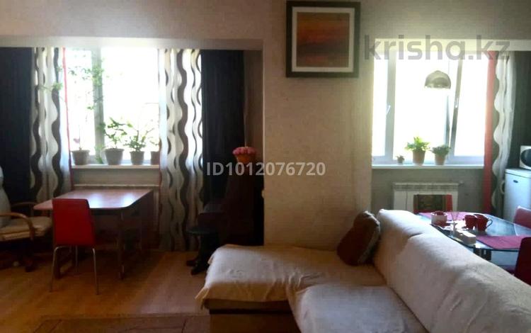 3-бөлмелі пәтер · 90 м² · 4/5 қабат, мкр №11, Алтынсарина-Джандосова, бағасы: 320 000 ₸ в Алматы, Ауэзовский р-н — фото 2