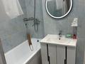 2-бөлмелі пәтер · 80 м² · 6/10 қабат, 18 микрорайон 28 — Триумфальная арканың қасында, бағасы: 250 000 ₸ в Актау, 18-й мкр  — фото 7