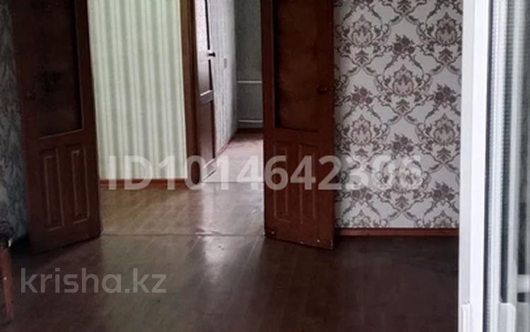 2-бөлмелі пәтер · 60 м² · 1/5 қабат, Набережная 30, бағасы: 17 млн ₸ в Семее — фото 2