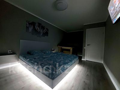 1-бөлмелі пәтер · 30 м² · 5/5 қабат, 2мкр-н 30 — Кольцо, ТД Реал, Супермаркет ИДЕАЛ, GRADUS, бағасы: 10 000 ₸ в Абай