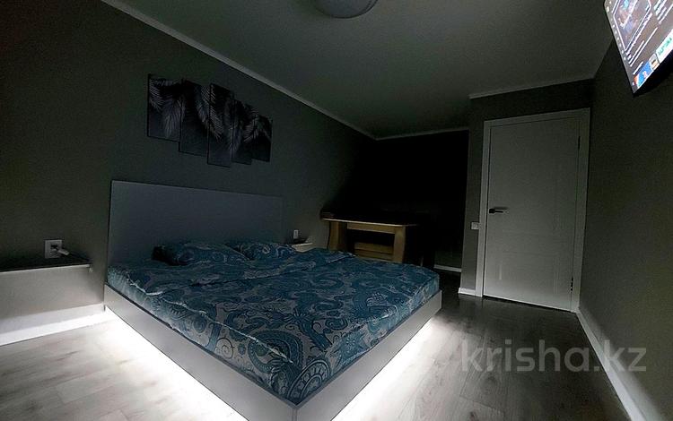 1-бөлмелі пәтер · 30 м² · 5/5 қабат, 2мкр-н 30 — Кольцо, ТД Реал, Супермаркет ИДЕАЛ, GRADUS, бағасы: 10 000 ₸ в Абай — фото 2