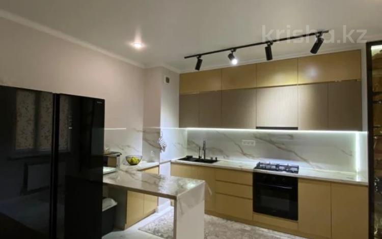 4-бөлмелі пәтер · 205 м² · 9/9 қабат, Ақсай-1А ш/а., бағасы: 81 млн ₸ в Алматы, Ауэзовский р-н — фото 2