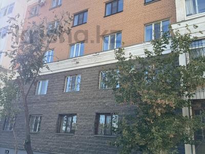 6-комнатная квартира · 200 м² · 5/6 этаж, Бараева за 65 млн ₸ в Астане