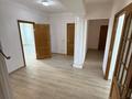 6-комнатная квартира · 200 м² · 5/6 этаж, Бараева за 65 млн ₸ в Астане — фото 10