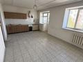 6-комнатная квартира · 200 м² · 5/6 этаж, Бараева за 65 млн ₸ в Астане — фото 15