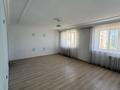 6-комнатная квартира · 200 м² · 5/6 этаж, Бараева за 65 млн ₸ в Астане — фото 6