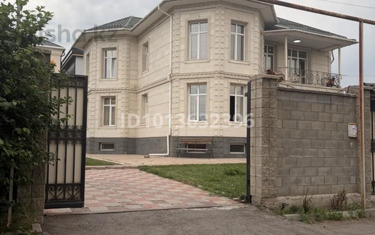 Дом · 10 комнат · 480 м², мкр Нурлытау (Энергетик) 112 — Роза Жамановой 112 за 250 000 ₸ в Алматы, Бостандыкский р-н — фото 3