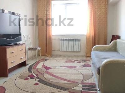 3-комнатная квартира · 75 м² · 2/5 этаж, Есенова 36 — Угол ул. Мухамеджанова за 300 000 ₸ в Алматы, Медеуский р-н