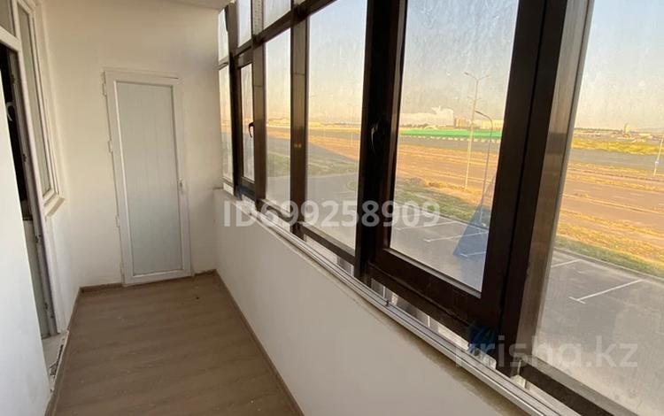 1-комнатная квартира · 40 м² · 2/9 этаж, мкр Асар 49 — Мкр. Шымсити за 130 000 ₸ в Шымкенте, Абайский р-н — фото 2