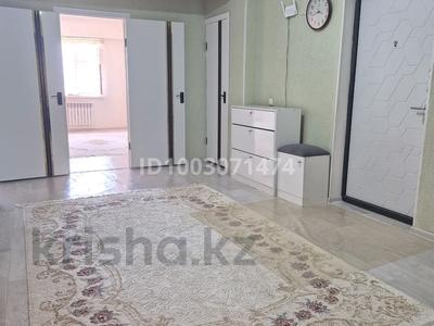 3-комнатная квартира · 105.4 м² · 3/5 этаж, Рауан 4 дом 7 кв — Рауан 6 мкр 4 дом 7 кв за 23 млн ₸ в Жанаозен