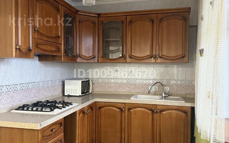 2-бөлмелі пәтер · 60 м² · 4/5 қабат, мкр Алмагуль, Радостовца 230 — Байкадамова, бағасы: 350 000 ₸ в Алматы, Бостандыкский р-н — фото 4