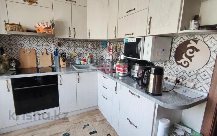 3-комнатная квартира · 72 м² · 3/5 этаж, Новаторов 4 за 33 млн ₸ в Усть-Каменогорске — фото 2