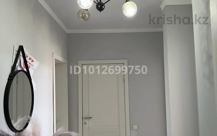 2-бөлмелі пәтер · 63 м² · 5/5 қабат, мкр Жас Канат 1/42, бағасы: 40.5 млн ₸ в Алматы, Турксибский р-н — фото 2