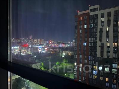 4-бөлмелі пәтер · 100 м² · 13/20 қабат, Абая 160 k 1, бағасы: 60 000 ₸ в Алматы, Бостандыкский р-н