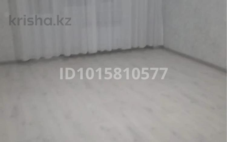 1-комнатная квартира · 50 м², мкр Туран-2 11б за 100 000 ₸ в Шымкенте, Каратауский р-н — фото 2