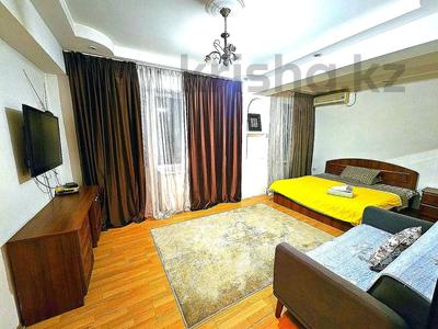 1-комнатная квартира · 40 м² · 2/5 этаж, Казыбек би 97 — Сейфулина за 1 500 〒 в Алматы, Алмалинский р-н