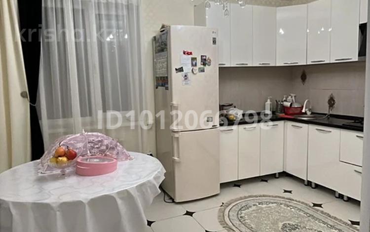 Часть дома · 4 комнаты · 140 м² · 10 сот., Мкр. имени Есет батыра 116L за 39 млн ₸ в Актобе — фото 2