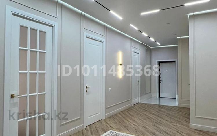 3-комнатная квартира · 135 м² · 3/5 этаж, мкр. Алтын орда, Мкр. Батыс 2 42 за 55 млн ₸ в Актобе — фото 2