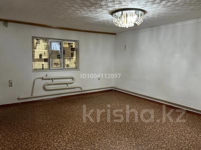 Отдельный дом · 2 комнаты · 50.3 м², АХПП 49 — 71 мектептің артында. дачный дом за 60 000 〒 в Актобе, мкр Гормолзавод