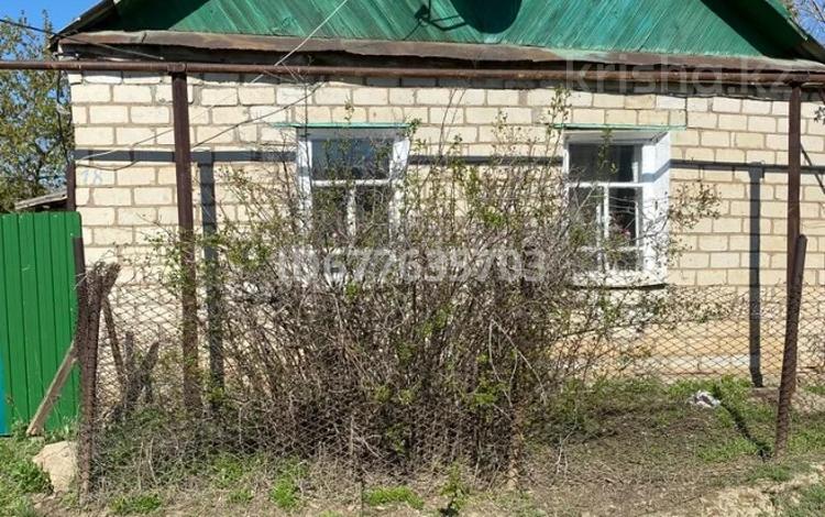 Отдельный дом · 2 комнаты · 53.8 м² · 12 сот., ул. Уральская 18 за 3 млн ₸ в Бурлин — фото 3