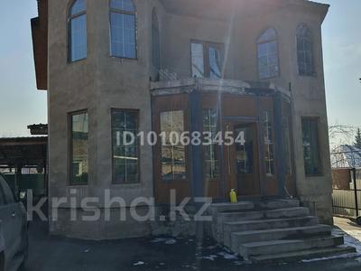 Отдельный дом · 6 комнат · 200 м² · 6 сот., Туякбаева (Садовая) 52 — 8 марта за 105 млн 〒 в Талгаре