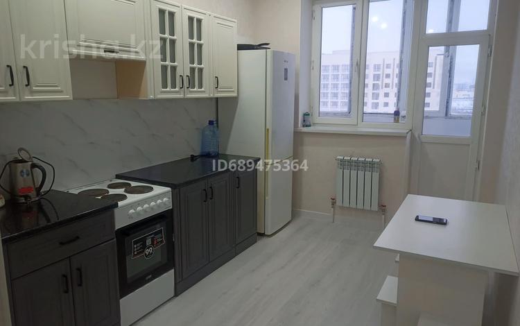 3-комнатная квартира, 61 м², 6/10 этаж, Райымбек батыра 54/2