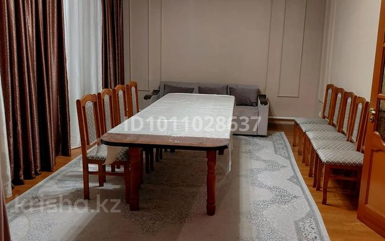 Отдельный дом · 4 комнаты · 180 м² · 8 сот., Туймебая, Жандосова 68 — Ресторан Иртыш за 45 млн ₸ в  — фото 10