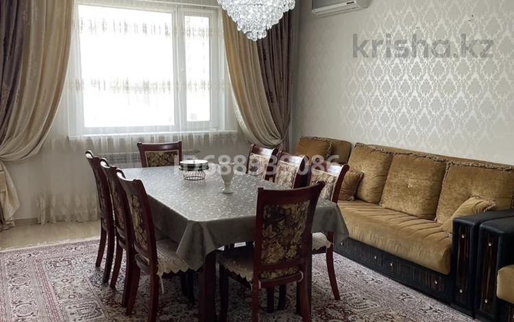 3-комнатная квартира, 80 м², 3/14 этаж, мкр Комсомольский, Сыганак 54