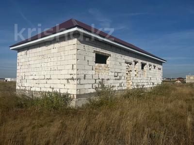 Отдельный дом · 4 комнаты · 90 м² · 10 сот., 1015 1015 — Tulpar конный клуб қасында за 10 млн ₸ в Актобе, жилой массив Жанаконыс-4