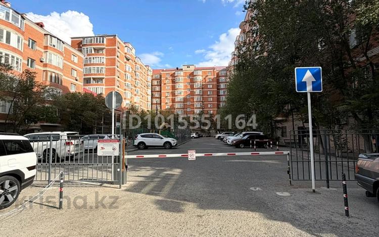 3-бөлмелі пәтер · 130 м² · 10/10 қабат, микрорайон Авангард-2 11Б, бағасы: 42 млн ₸ в Атырау, мкр Авангард-2 — фото 2