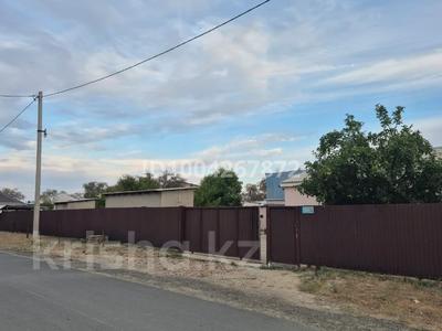 Отдельный дом · 6 комнат · 209 м² · 10 сот., Рахметолла Карамановв 550 — Жанат магазинге карамакарсы за 40 млн 〒 в Кульсары