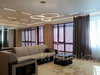 4-комнатная квартира · 210 м² · 7 этаж, Ул Достық 14 — Д.А.Кунаева за 1.2 млн 〒 в Астане, Есильский р-н