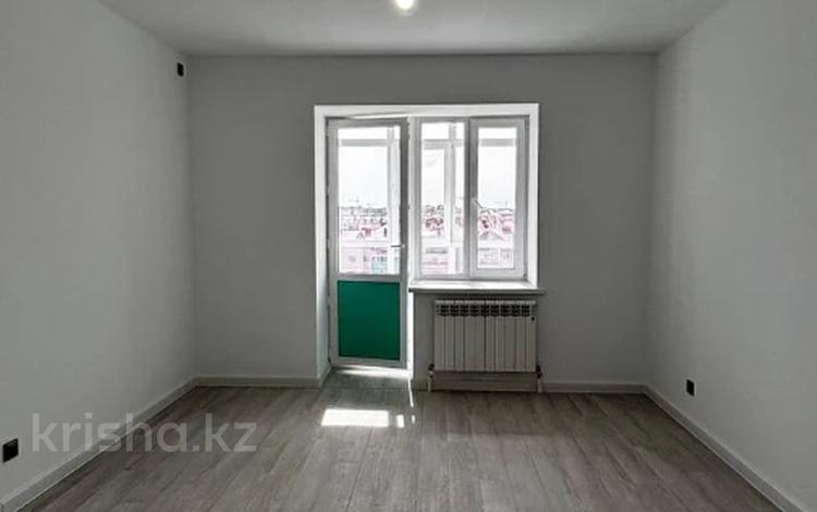 2-комнатная квартира · 59.4 м² · 9/10 этаж, мкр. Алтын орда, Тауелсиздик за 27.5 млн ₸ в Актобе — фото 9
