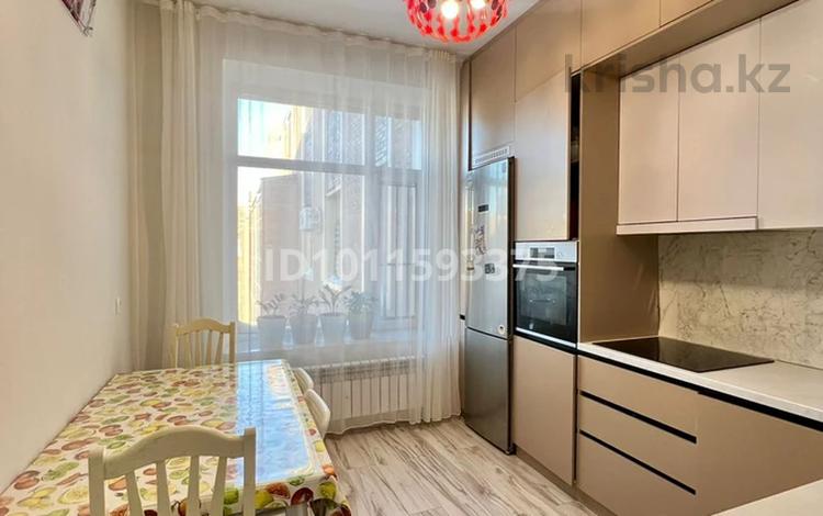 2-бөлмелі пәтер · 63 м² · 9/9 қабат, Туран 46А — Орынбор, бағасы: 45 млн ₸ в Астане, Есильский р-н — фото 2