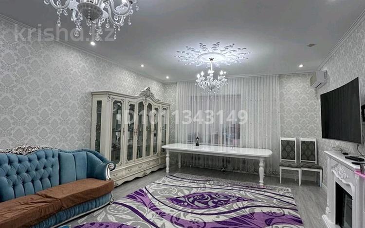 3-комнатная квартира · 140 м² · 3/3 этаж, саяжай 376 за 62 млн ₸ в Актобе, жилой массив Заречный-1 — фото 2