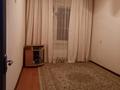 2-комнатная квартира, 47.2 м², 4/5 этаж помесячно, мкр Аксай-3Б 15 за 200 000 〒 в Алматы, Ауэзовский р-н — фото 6