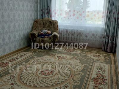 2-бөлмелі пәтер · 48.7 м² · 3/5 қабат, Камзина 17, бағасы: 10 млн ₸ в Аксу