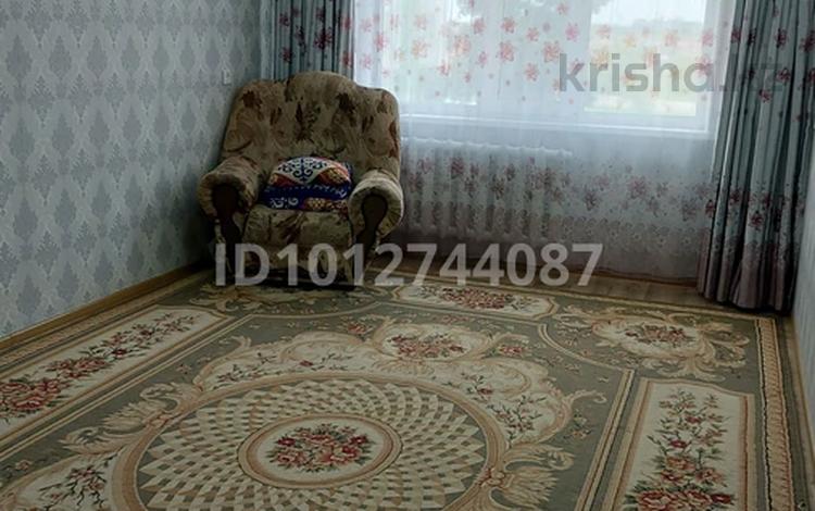 2-бөлмелі пәтер · 48.7 м² · 3/5 қабат, Камзина 17, бағасы: 10 млн ₸ в Аксу — фото 2