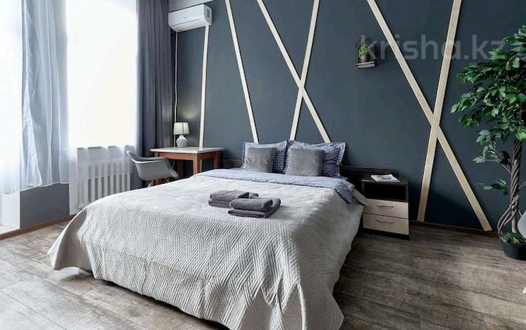 4-комнатная квартира · 130 м² · 8 этаж, Мендикулова 105 за 60 000 〒 в Алматы, Медеуский р-н — фото 2
